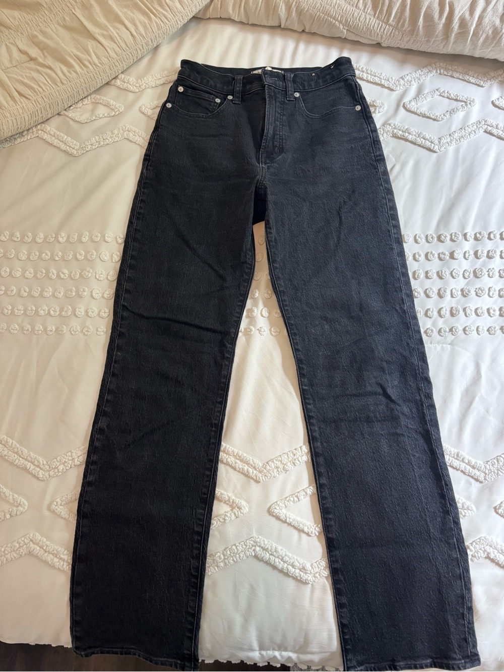 Madewell 90s Black Straight-Leg Jeans